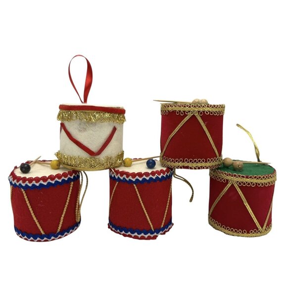 Vintage Set of 9 Flocked Felt Drums Christmas Ornaments Made in Japan - Picture 3 of 9